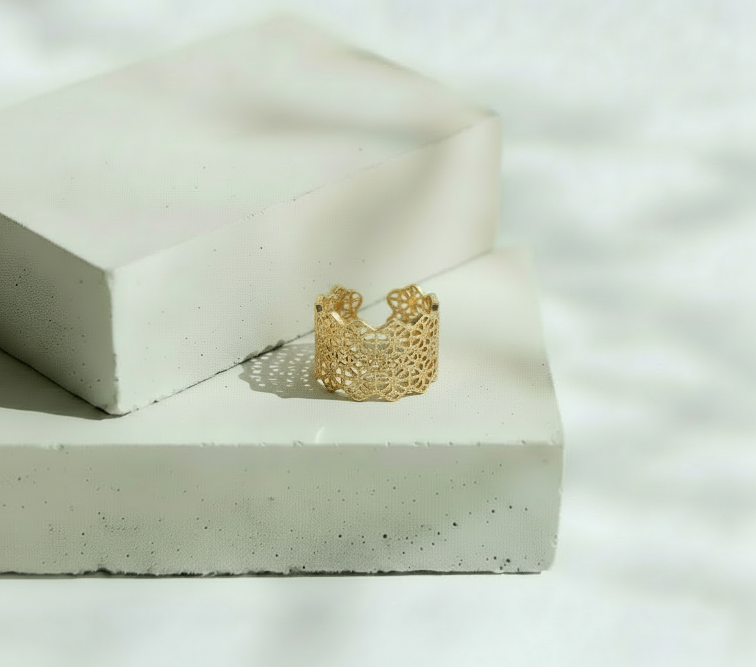 Anillo Dorado Hexágonos - Acero Inoxidable