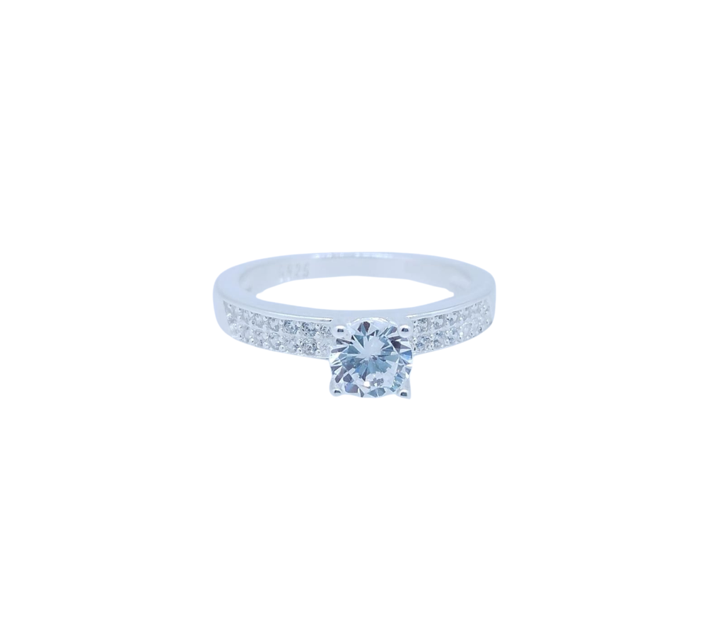 Anillo Plateado con Zirconia al Centro y Dos Líneas de Mini Brillos – Plata Italiana