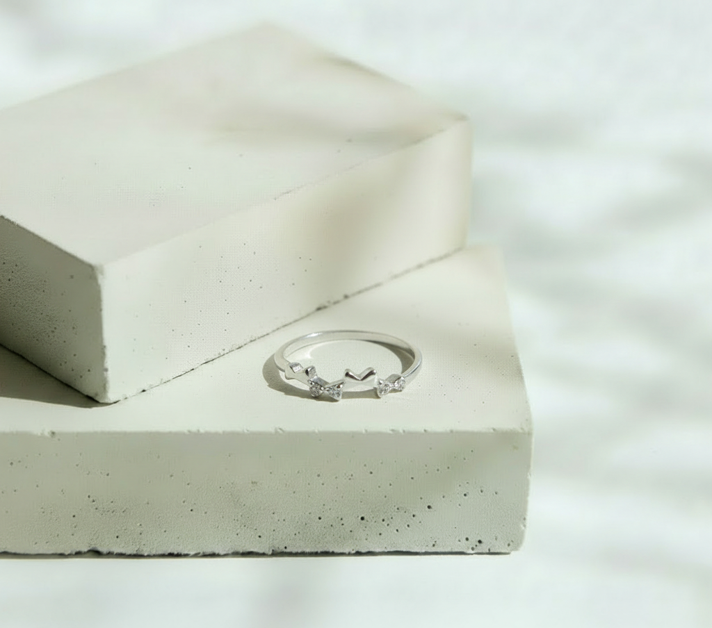 Anillo Plateado Moño Liso y Moño con Mini Brillo – Plata Italiana