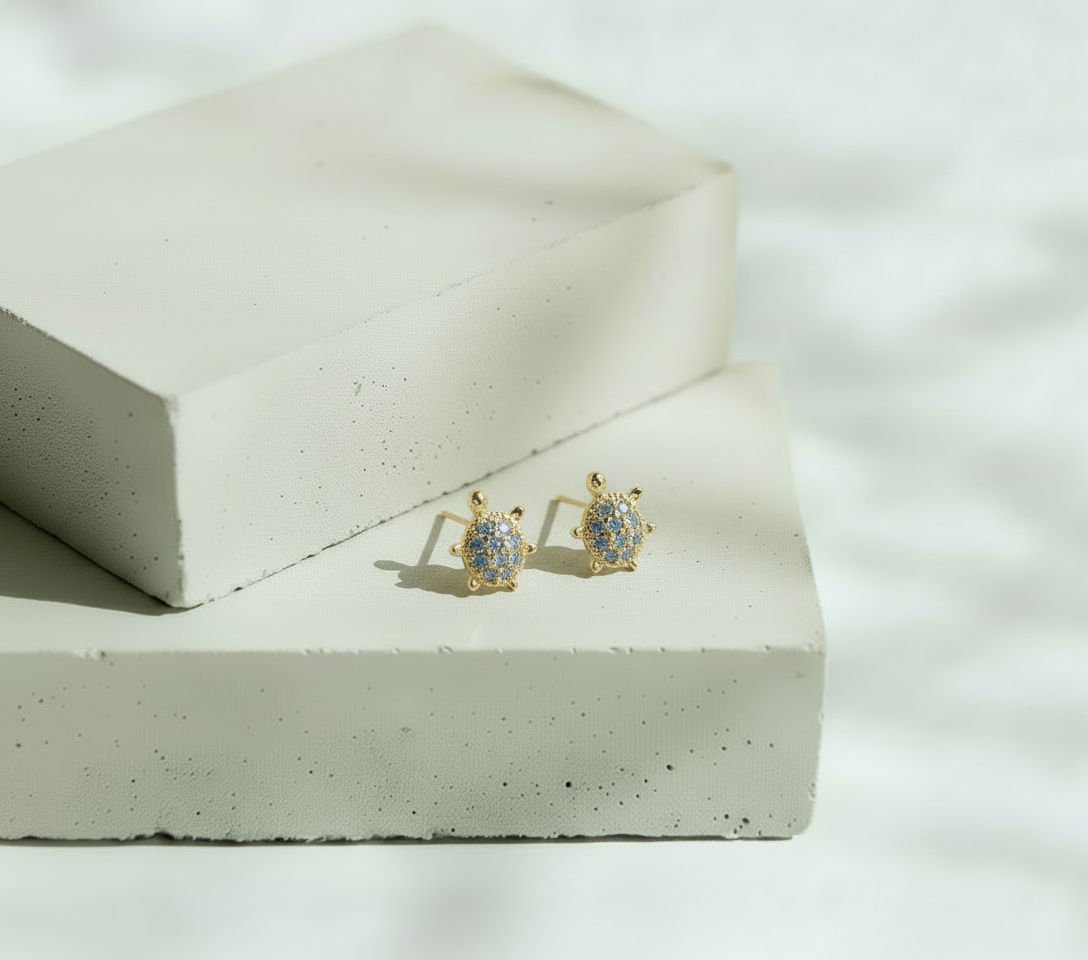Aretes Dorados Tortuga con Brillos - Acero Inoxidable