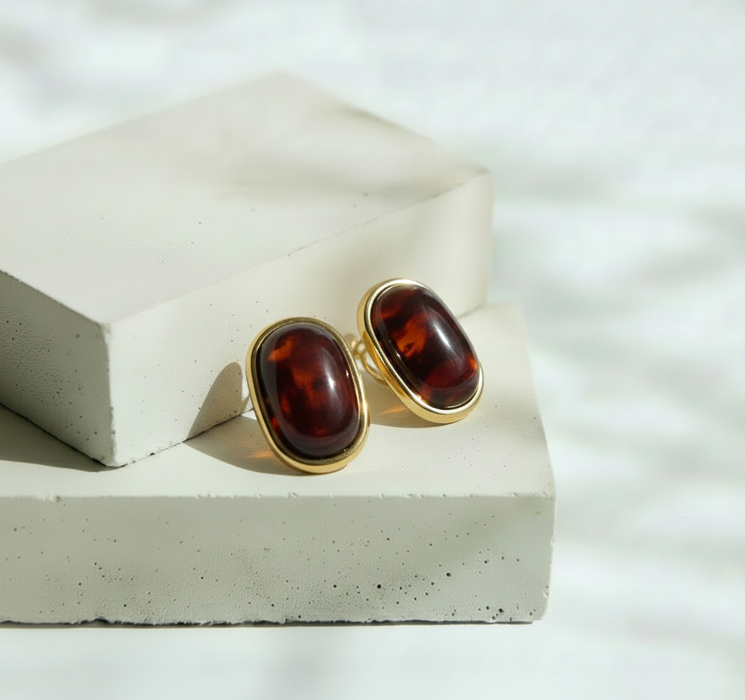 Aretes Ovalados con Piedra en Tonos Café y Marco Dorado Elegantes – Acero Inoxidable