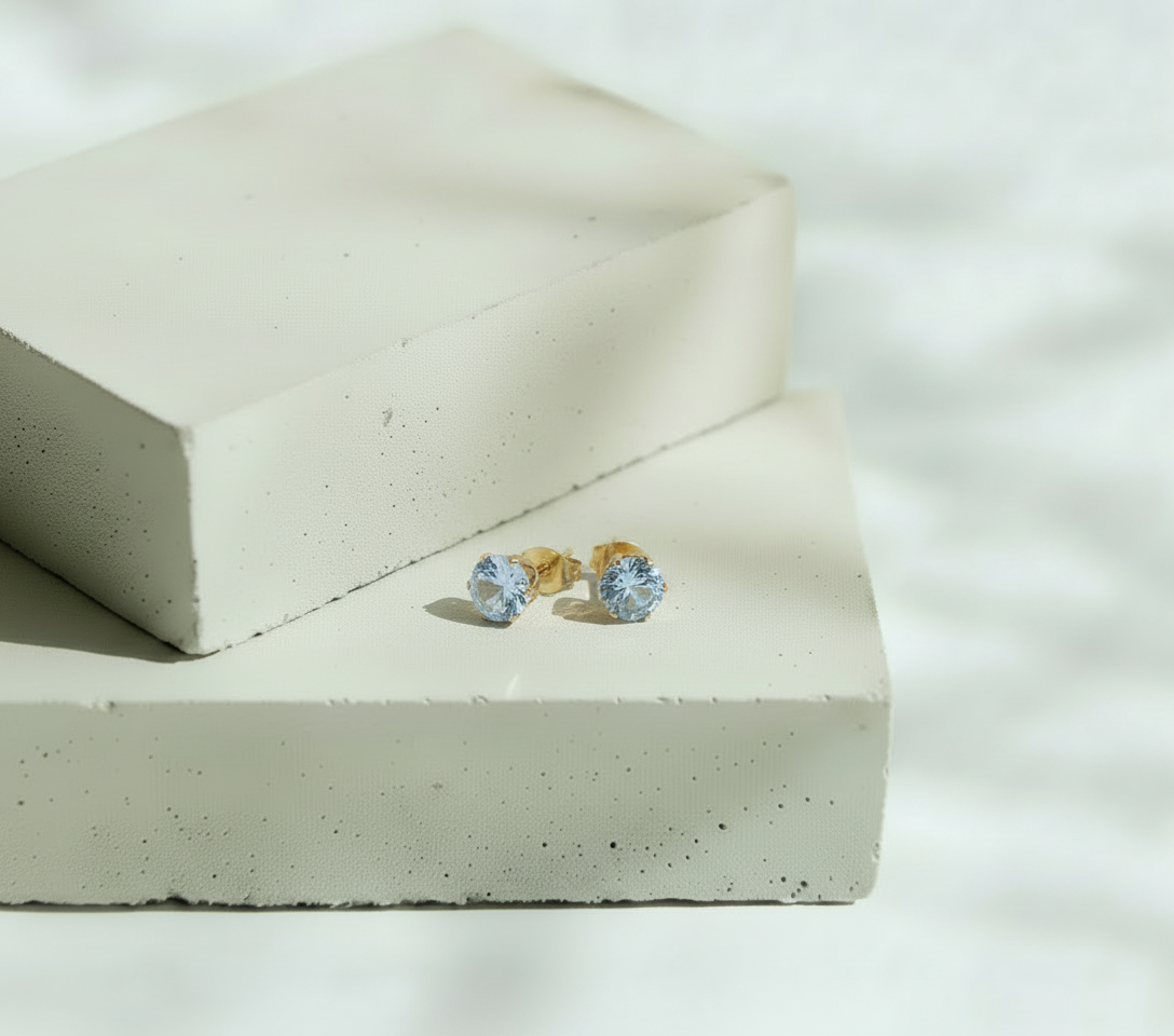 Aretes Dorados Medianos Brillo Clásico - Acero Inoxidable