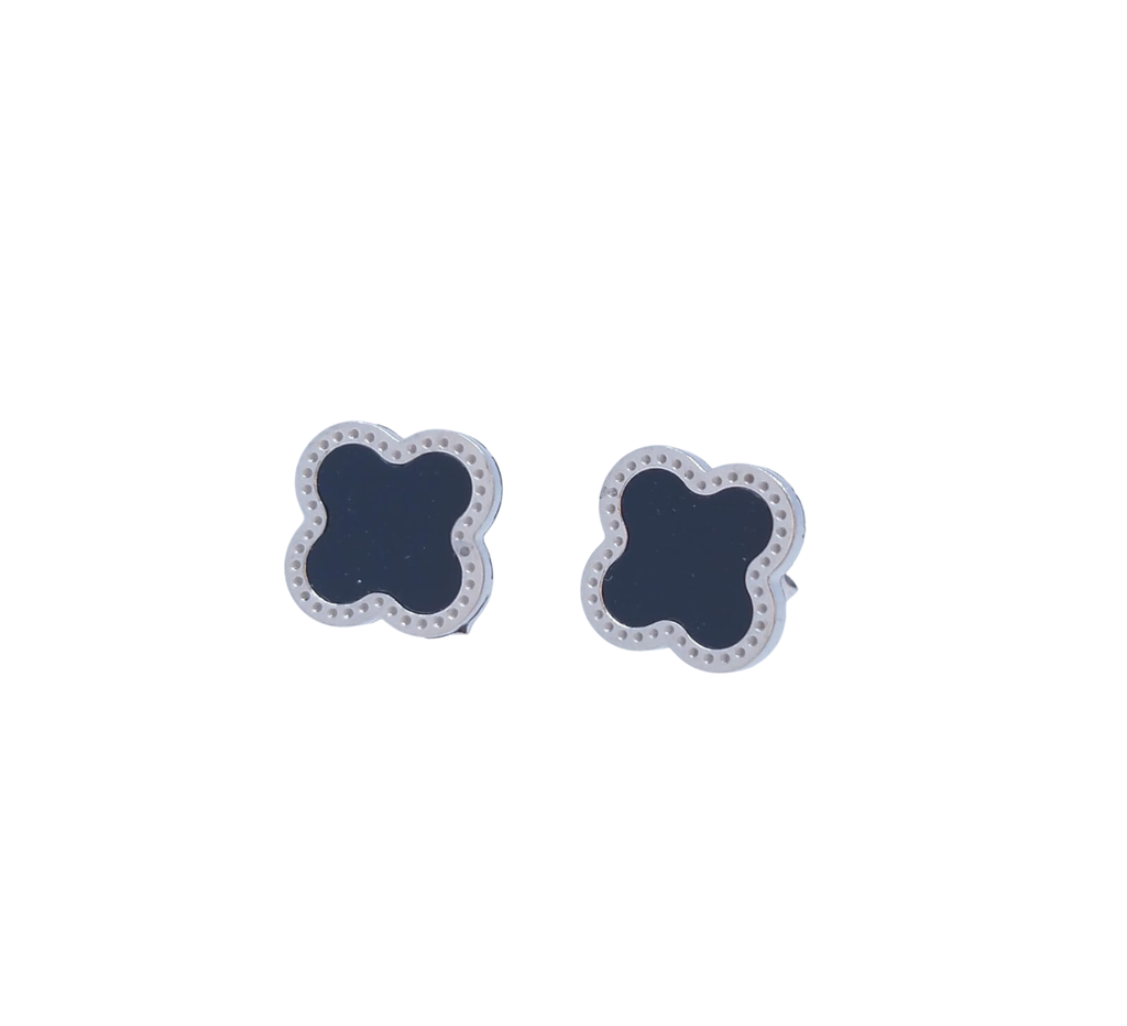 Aretes Plateados Trébol Fondo Negro Liso - Acero Inoxidable