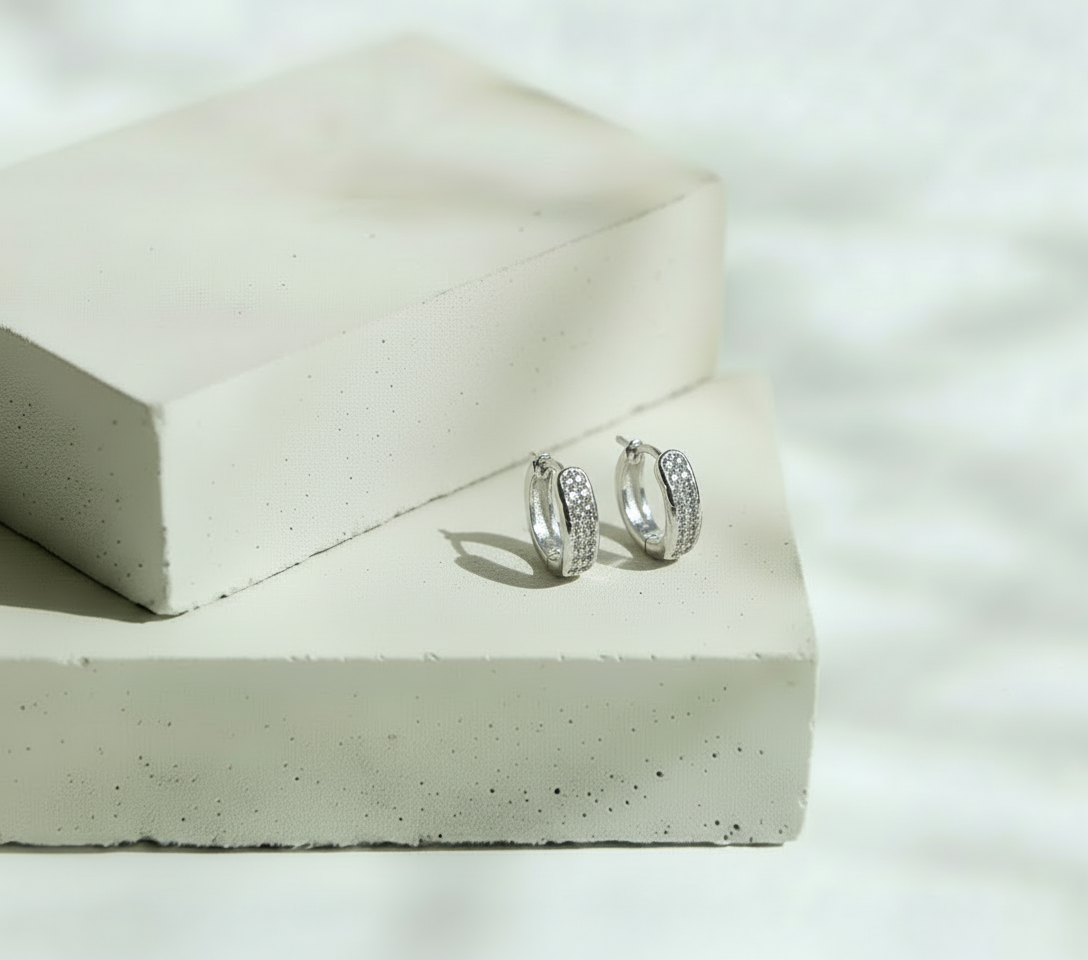 Aretes Doble Línea con Mini Brillos - Plata Italiana