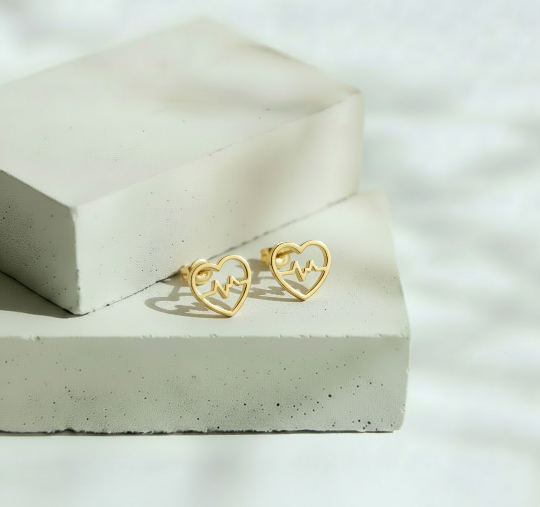 Aretes Dorados Corazón Ritmo Cardíaco – Oro 10 KL
