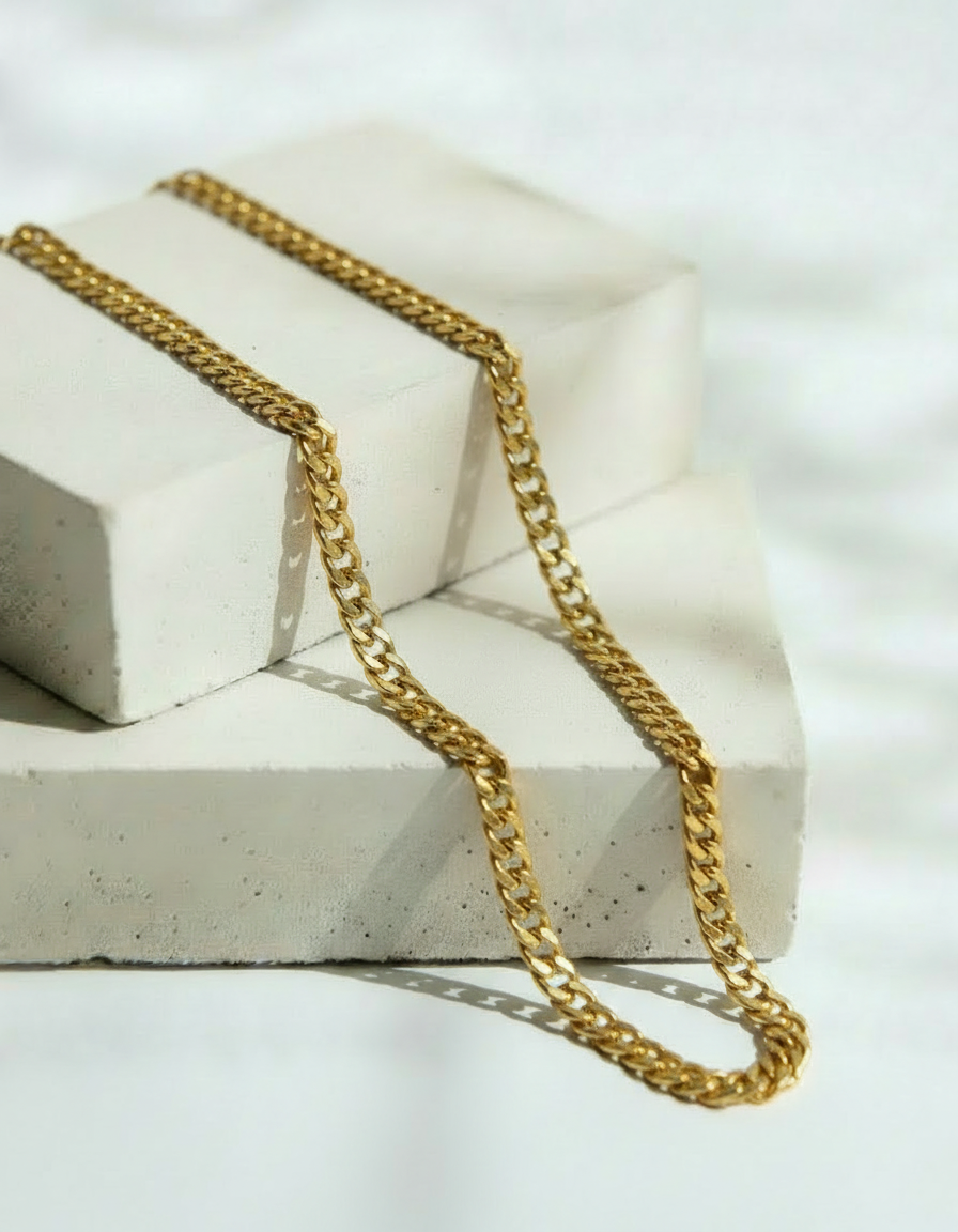 Cadena Dorada de Eslabones Chicos Amplios Sofisticados - Acero Inoxidable