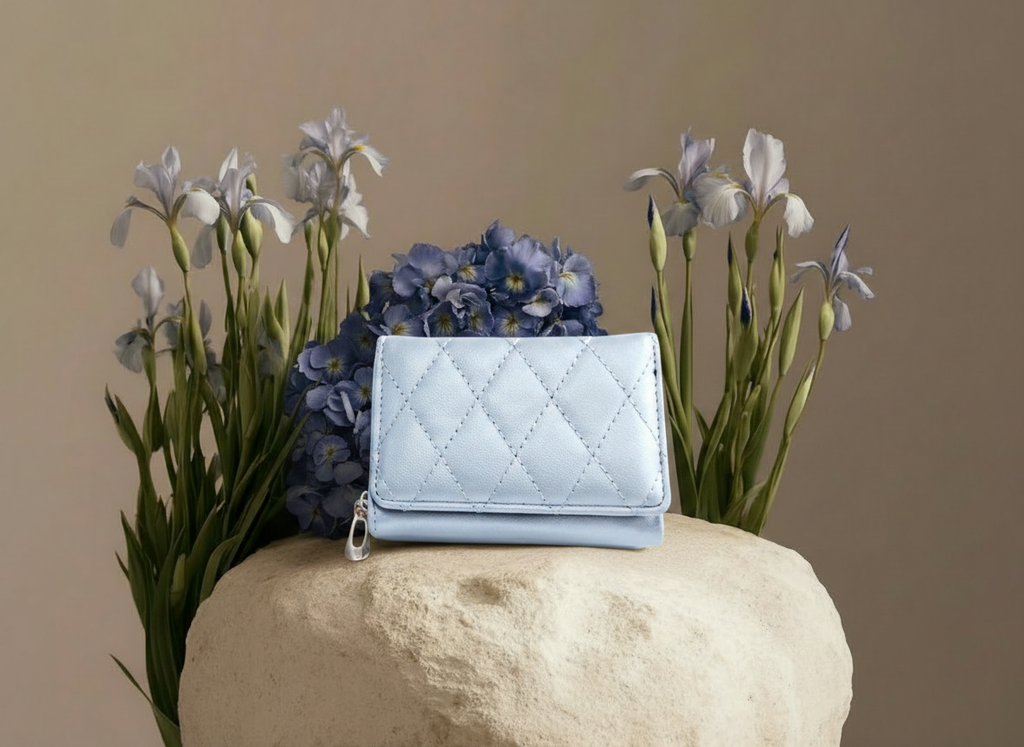 Cartera para Dama Color Plateado Diseño de Rombos - Vinipiel