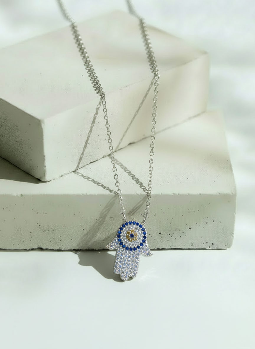 Collar Plateado Mano de Fátima con Mini Brillos – Plata Italiana