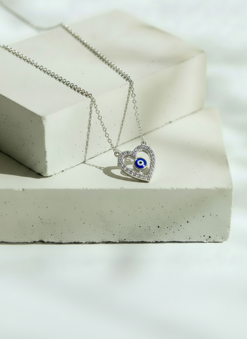 Collar Plateado Corazón con Brillos y Ojo Turco – Plata Italiana