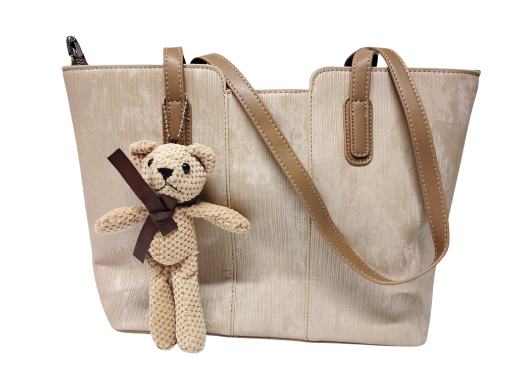 Bolsa beige jaspeada & osito colgante - Vinipiel