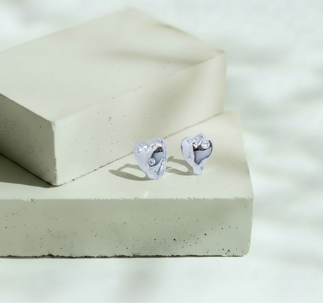 Huggies Plateadas Corazón y Mini Brillos - Acero Inoxidable