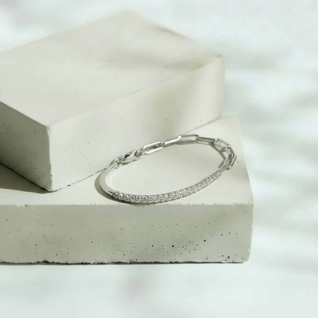 Pulsera Plateada Mitad Cadena y Mitad Brillos Cuadrados – Plata Italiana