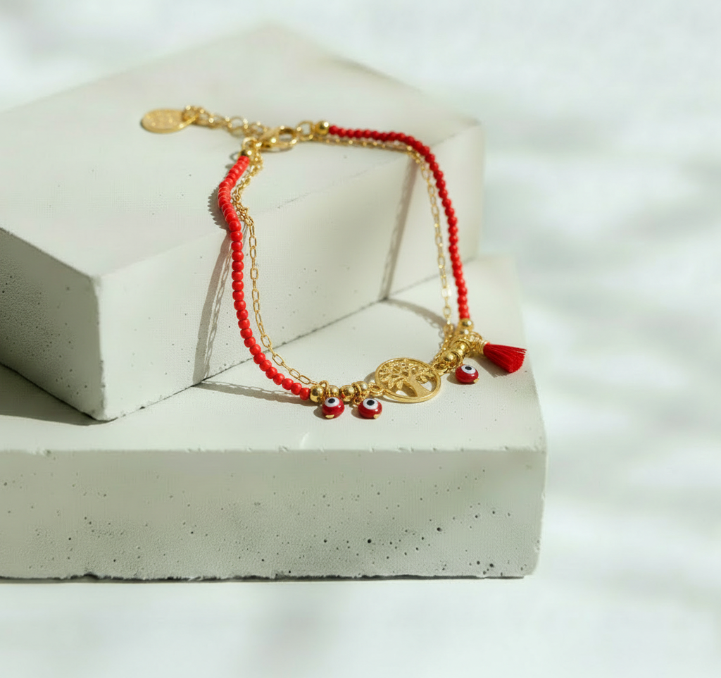 Pulsera Doble Cadena y Bolitas Rojas y Doradas con Ojo Turco y Dije de Árbol - Chapa de Oro