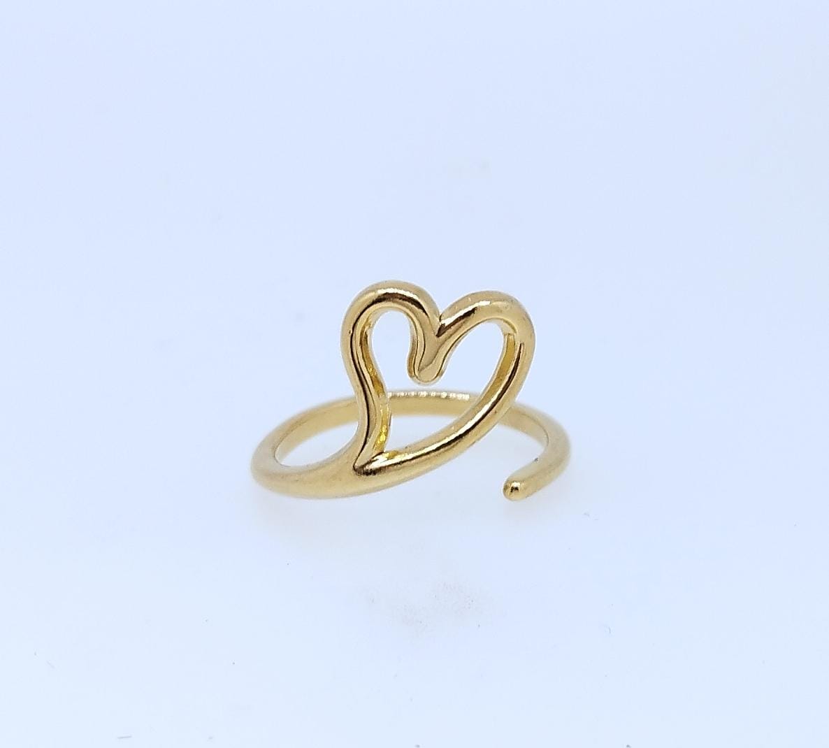 Anillo Acero Silueta Corazon Dorado Unitalla